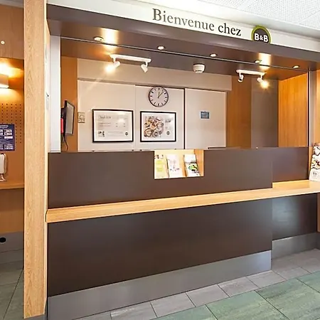 Hotel Combault 2*